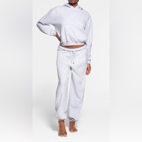 SKIMS - Cotton Fleece Jogger Sweatpant - Picture 6 of 9